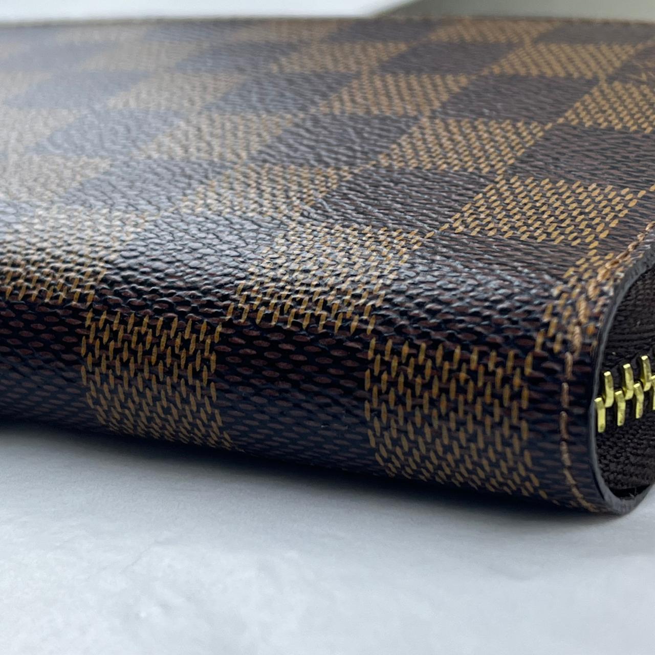 Louis Vuitton Zipply Wallet Damier Ebene – 4.1"H x 7.5"L x 0.8"W