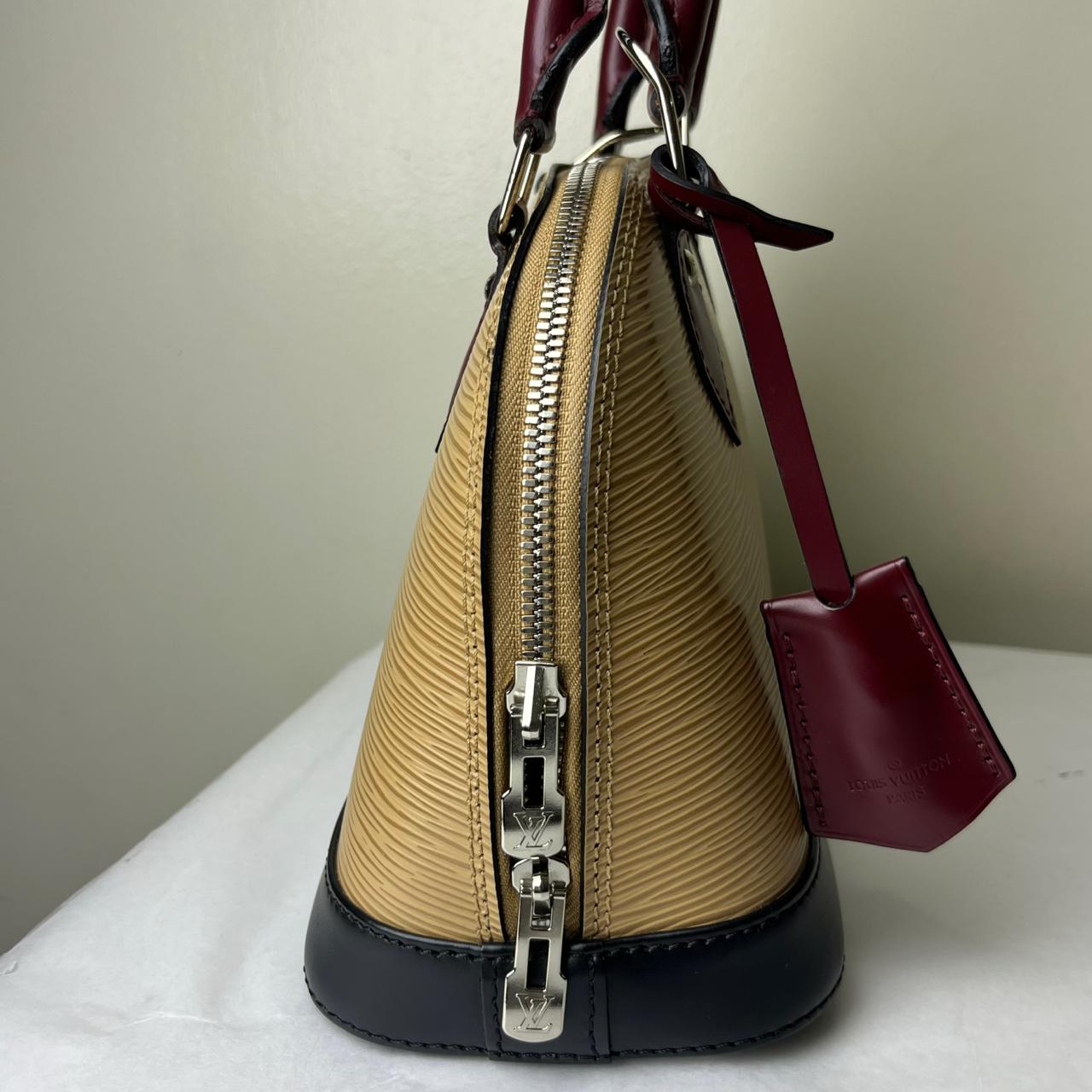 Louis Vuitton	Alma BB Epi Brown/Black