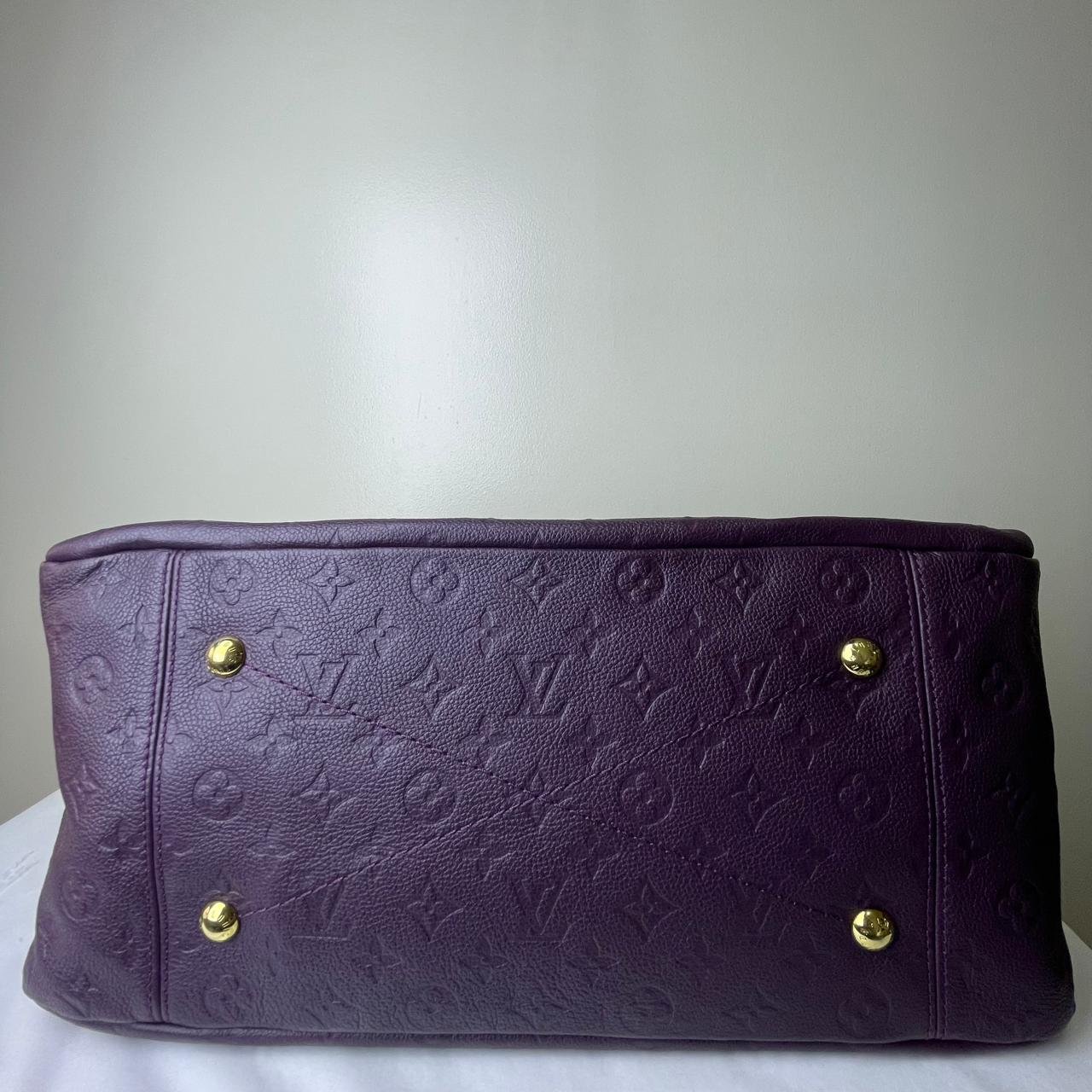 Louis Vuitton	Artsy Purple Empreinte