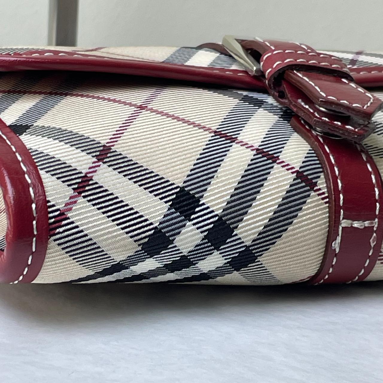Burberry	Nova Check Bag - Red
