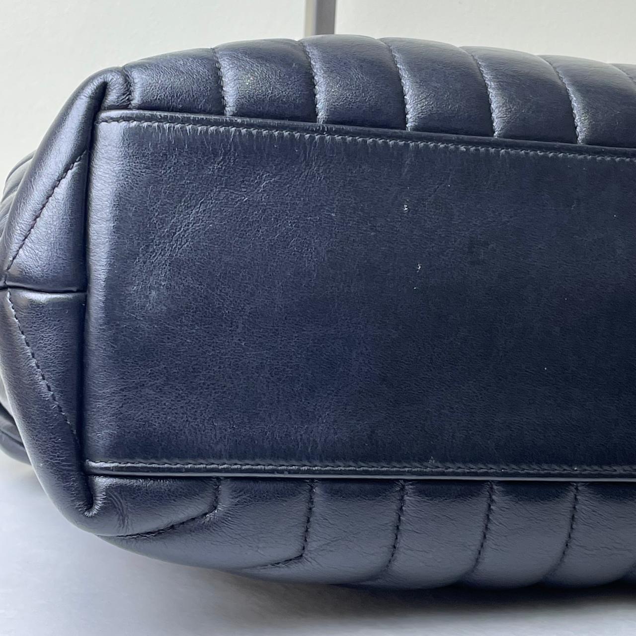 YSL	Loulou Medium Bag - Black