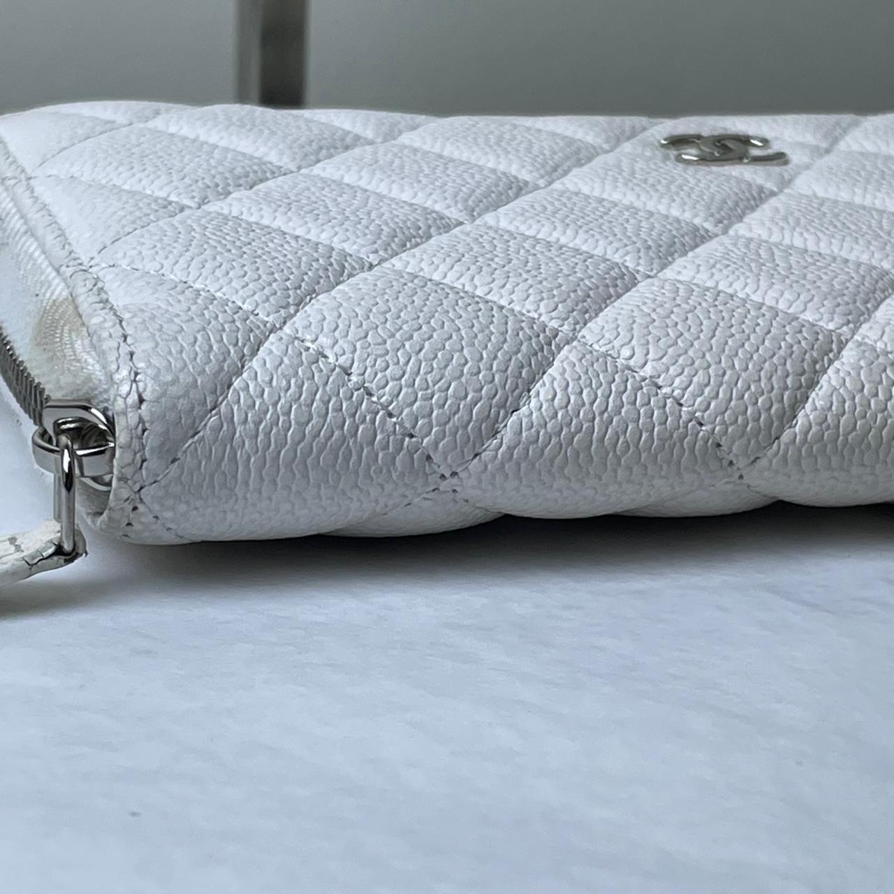 Chanel Long Wallet Caviar Skin - White
