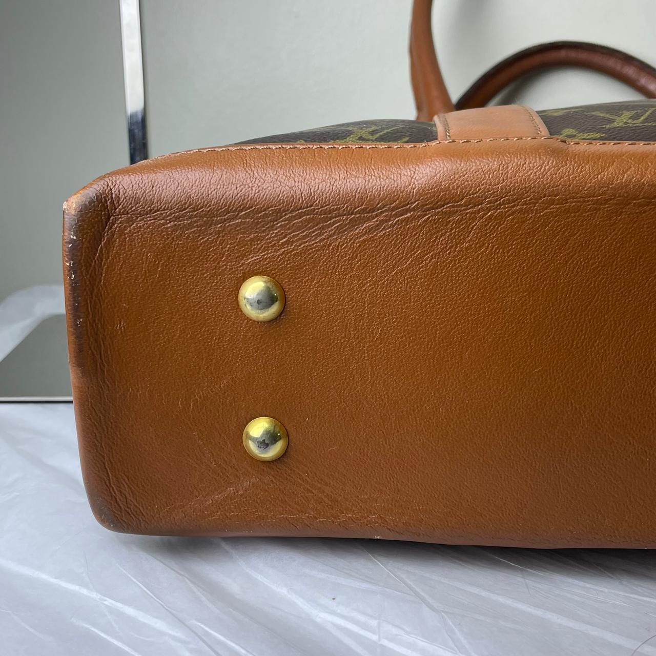 Louis Vuitton	Sac Weekend Monogram Canvas