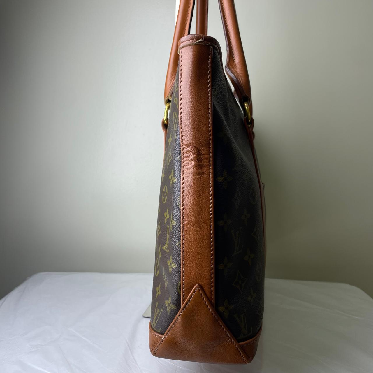 Louis Vuitton	Sac Weekend Monogram Canvas