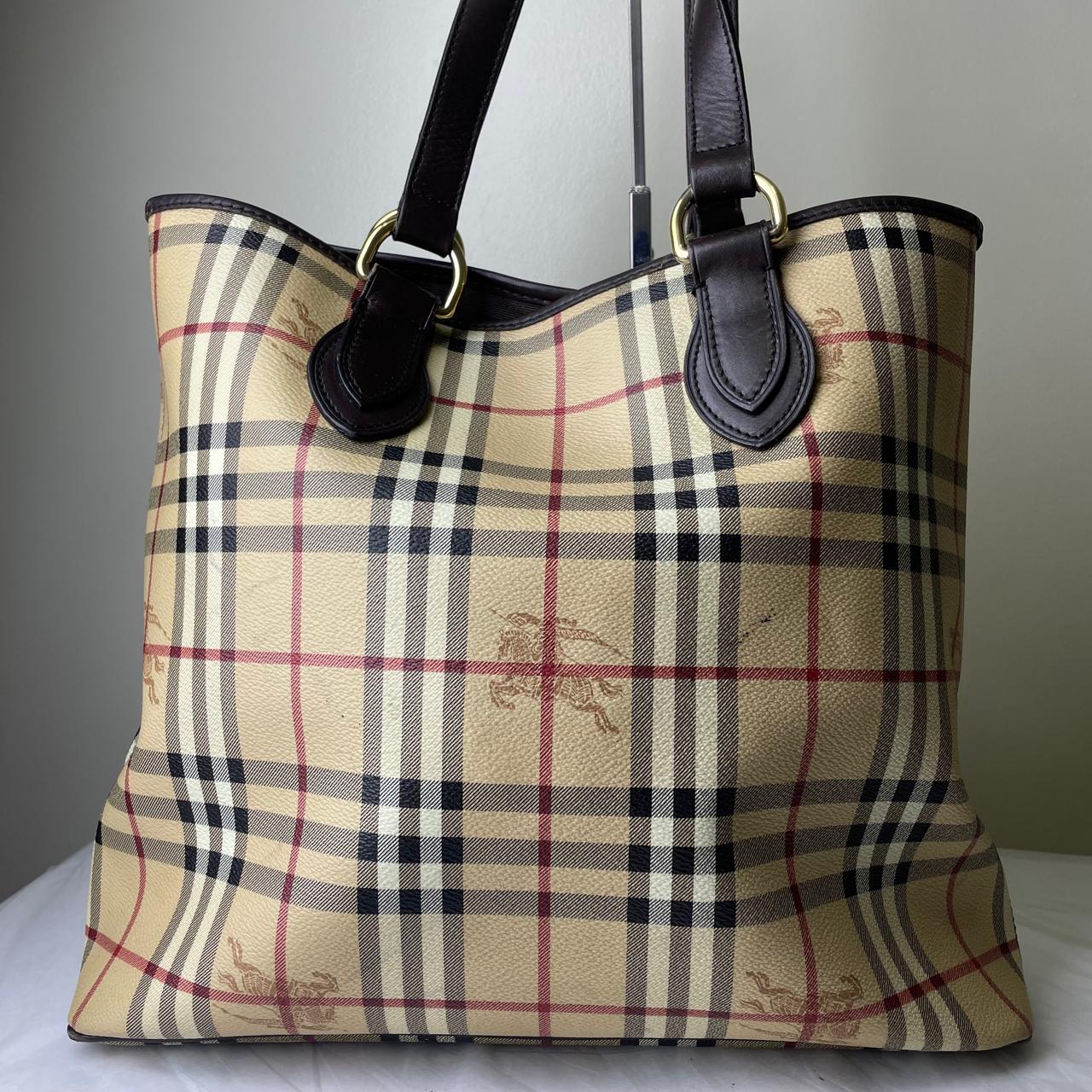 Burberry	Check Tote Bag