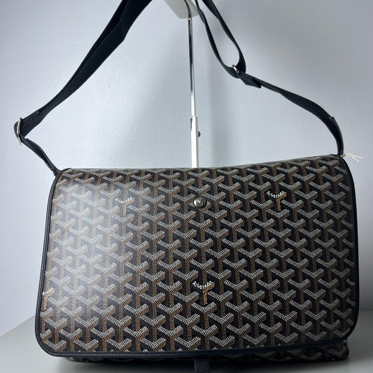 Goyard  Capecian MM messenger bag