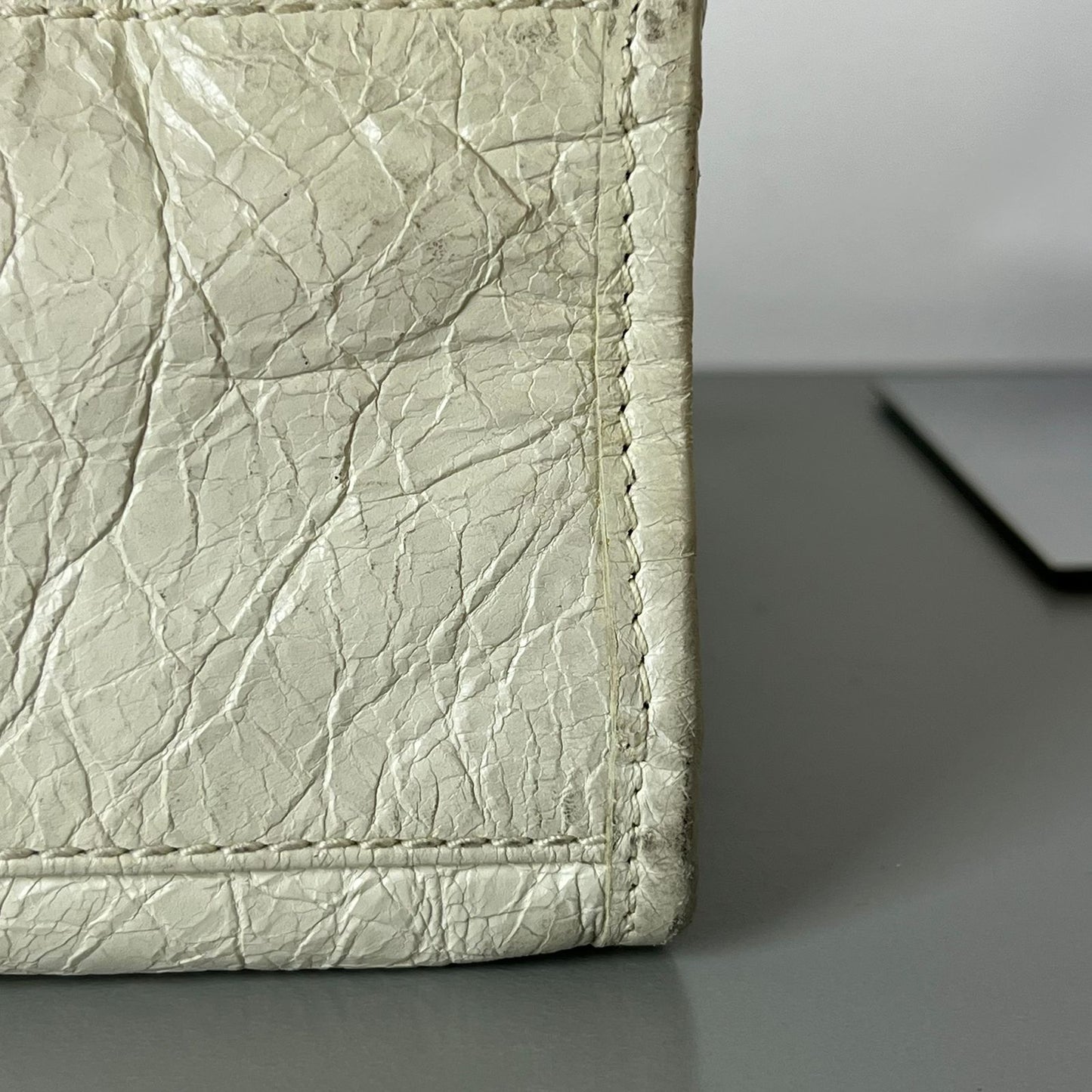 Balenciaga City Medium Off White