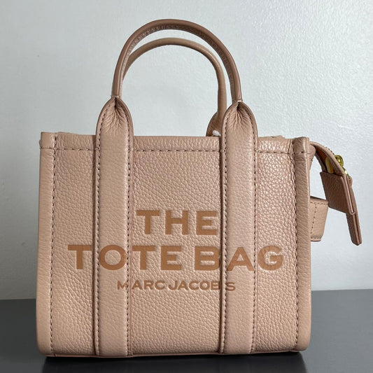 Marc Jacobs 	2 Way Tote Pink