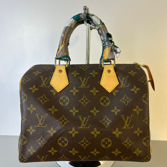Louis Vuitton	Speedy 25 Monogram Canvas