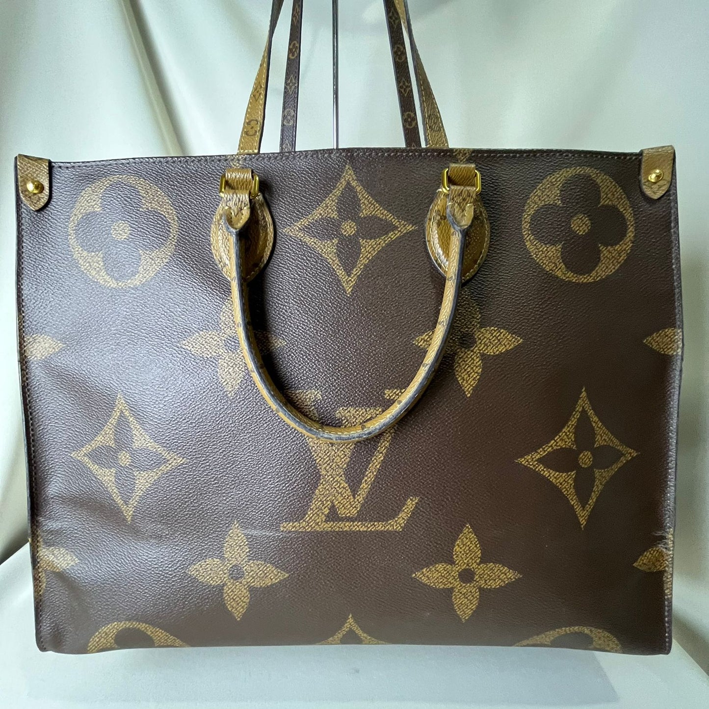 Louis Vuitton On the Go GM Monogram Canvas