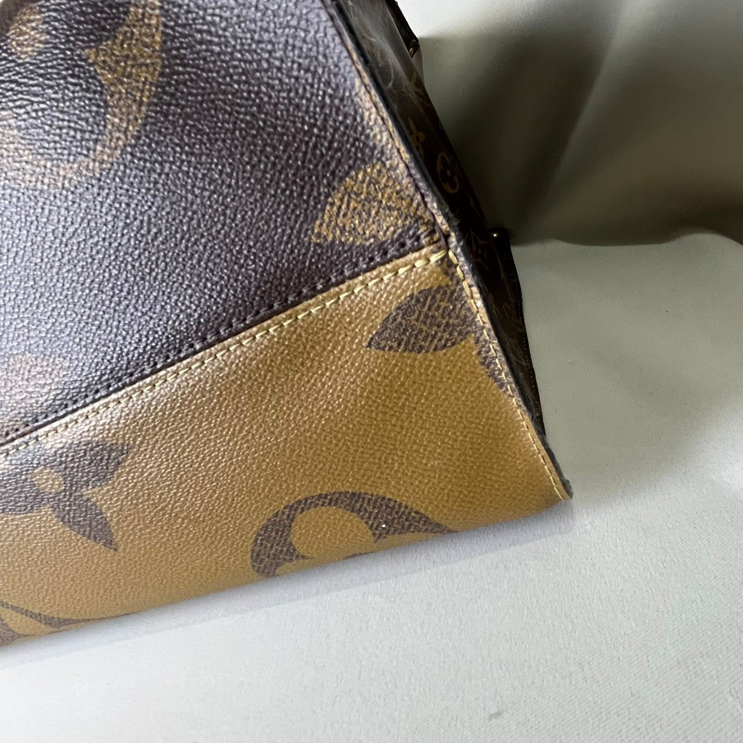 Louis Vuitton On the Go GM Monogram Canvas