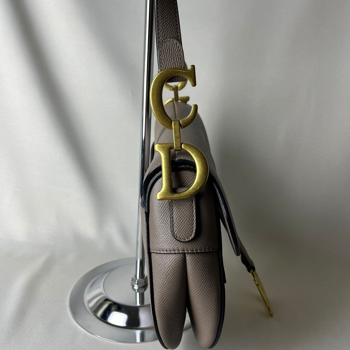Dior	Saddle Medium Beige