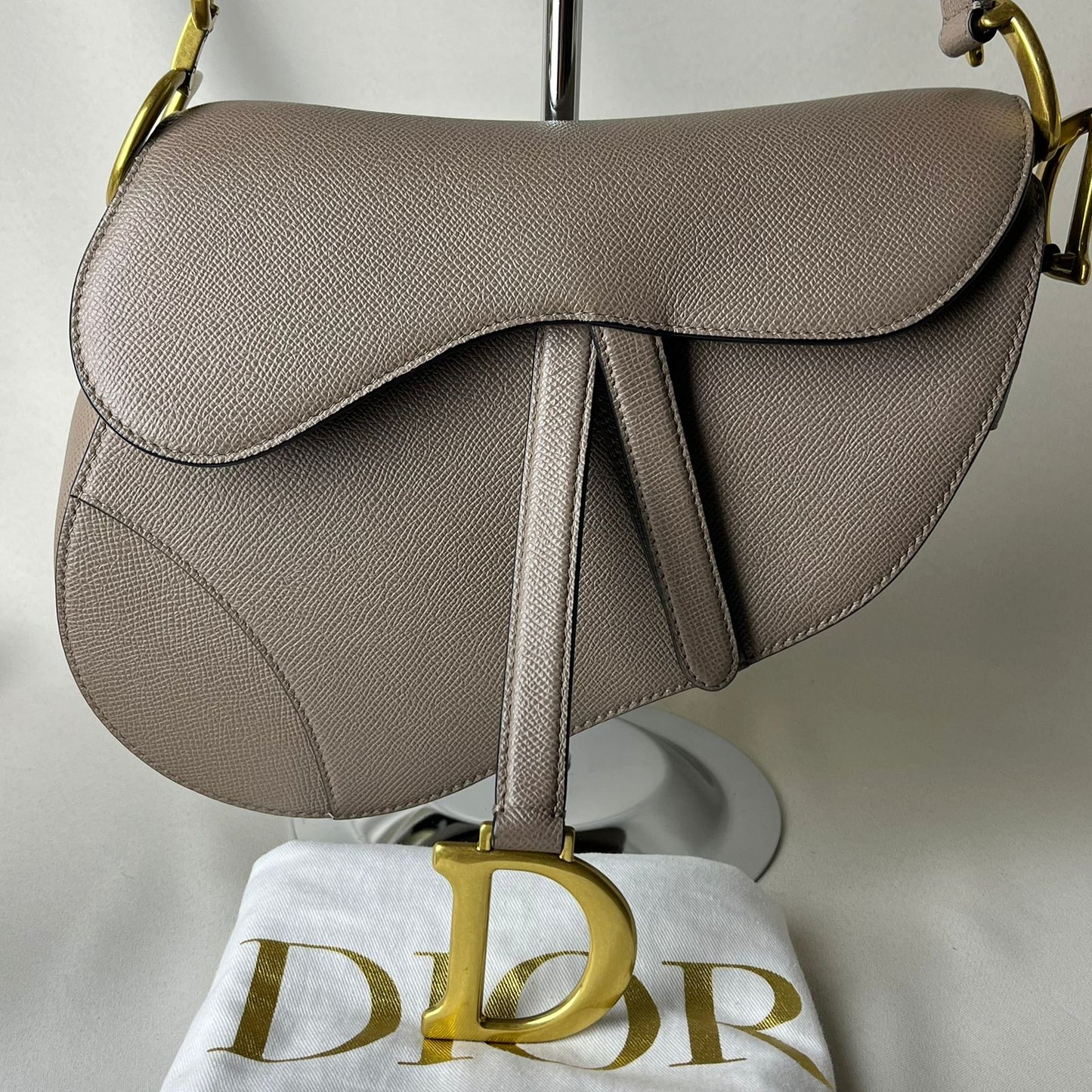 Dior	Saddle Medium Beige