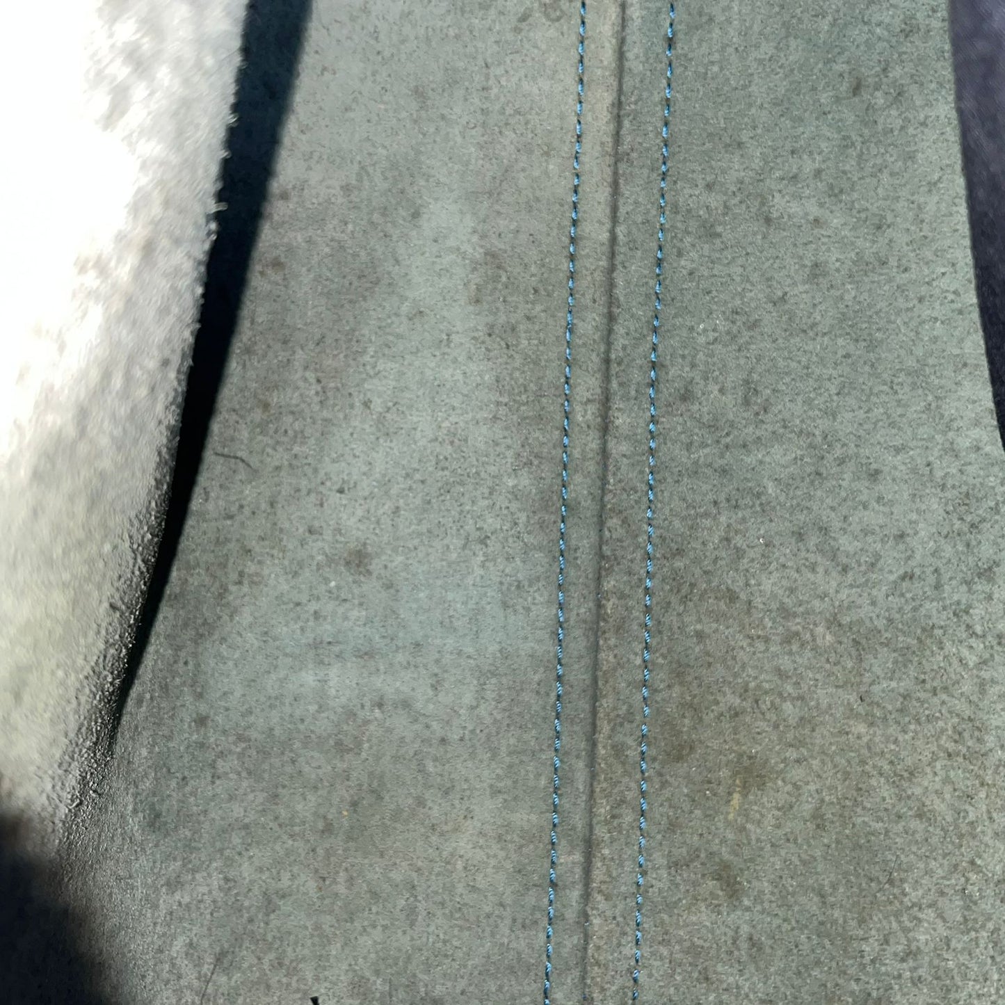Louis Vuitton	Speedy 25 Epi Blue