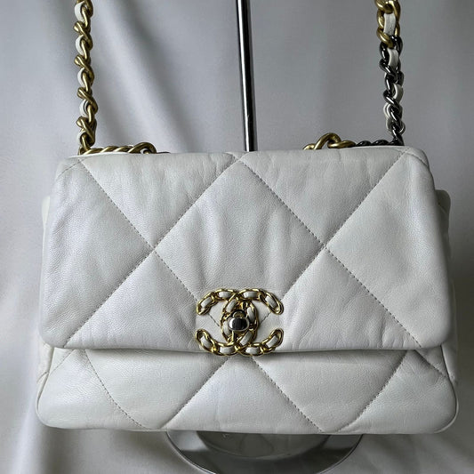 Chanel C19 Small Flap White