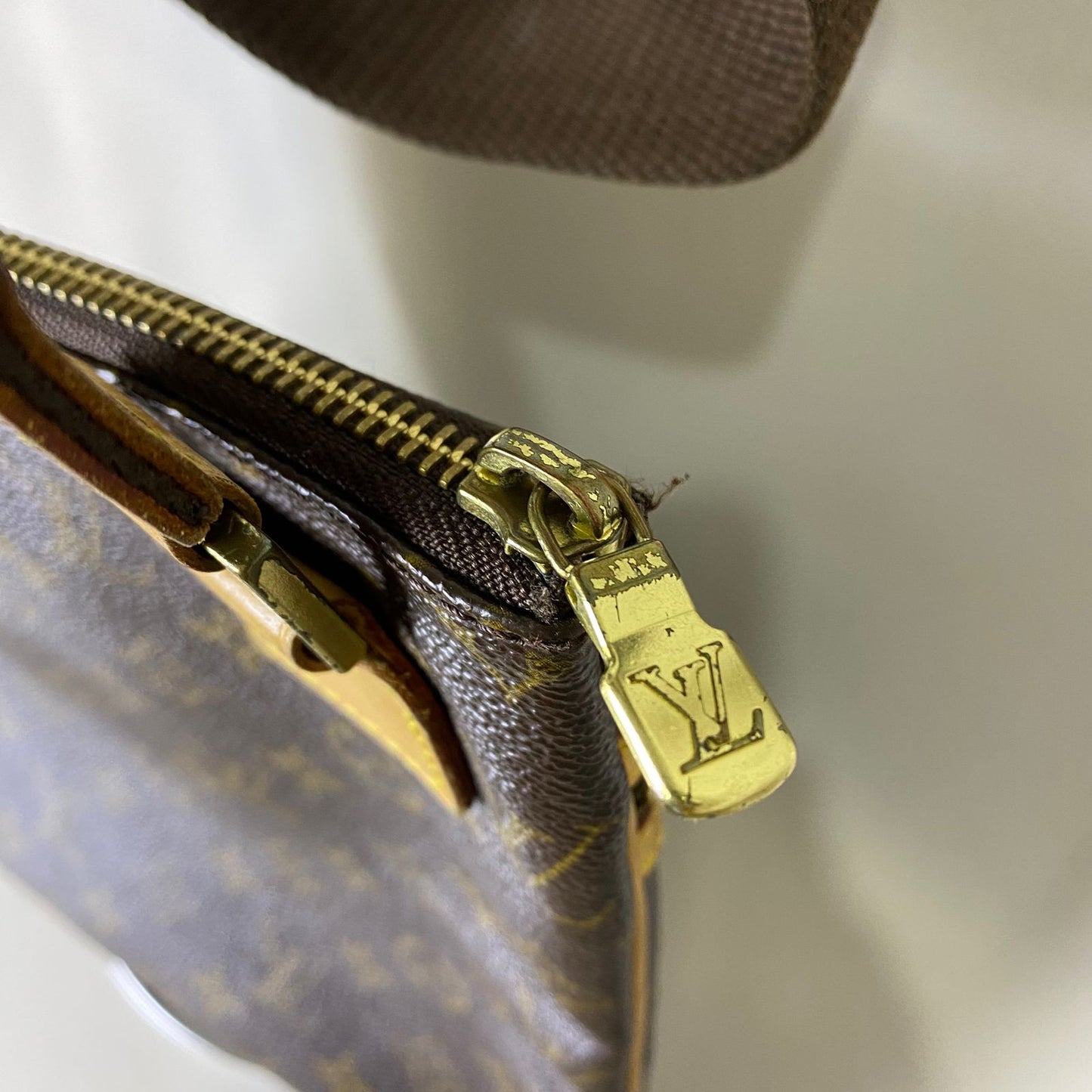 Louis Vuitton	Pochette Bosphore Crossbody Bag