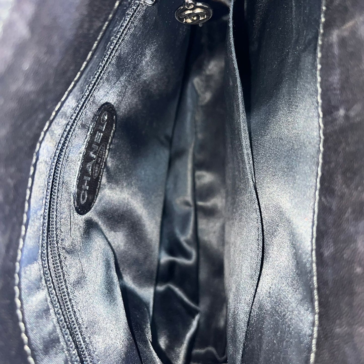 Chanel  Patent Envelope Tote - Shoulder Bag