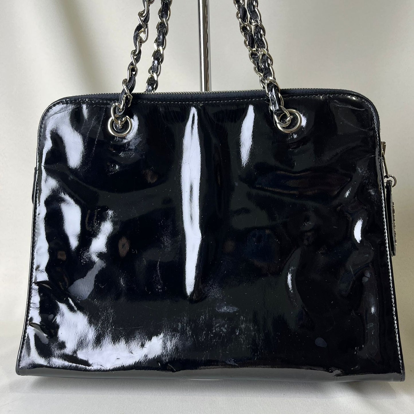 Chanel  Patent Envelope Tote - Shoulder Bag