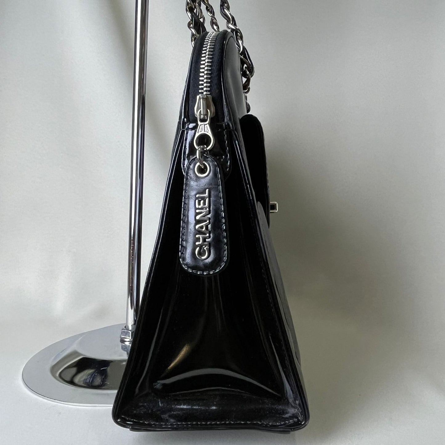 Chanel  Patent Envelope Tote - Shoulder Bag