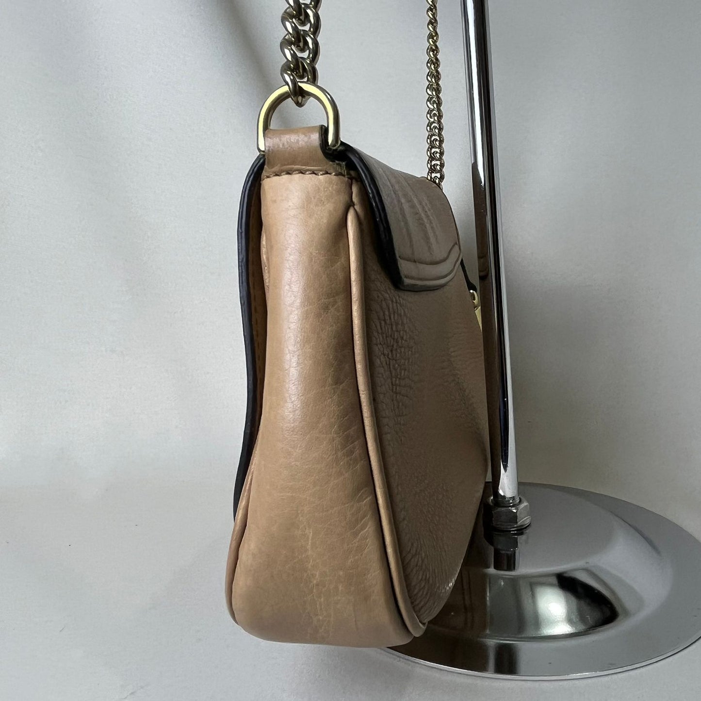 Gucci  Soho Chain Beige
