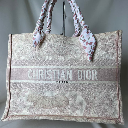Dior	Book Tote Pink