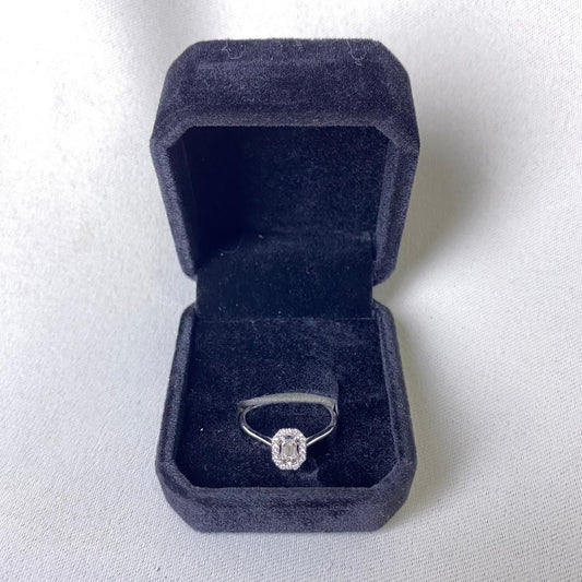 Ring  0.15 carat Natural Diamond Gold Setting