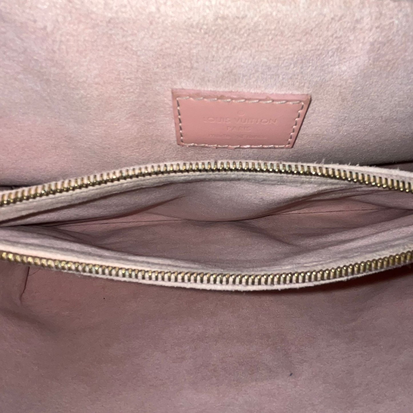 Louis Vuitton	Caissa Clutch Damier Ebene