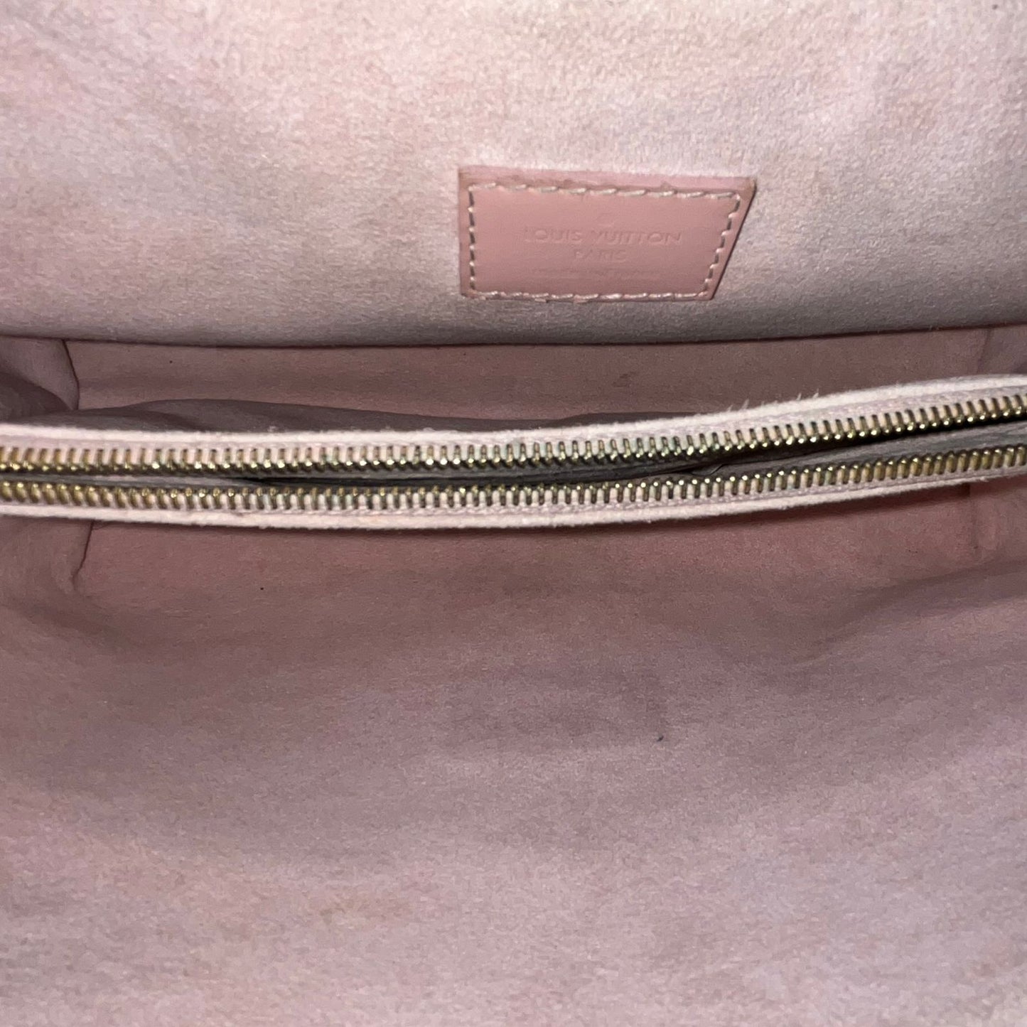 Louis Vuitton	Caissa Clutch Damier Ebene