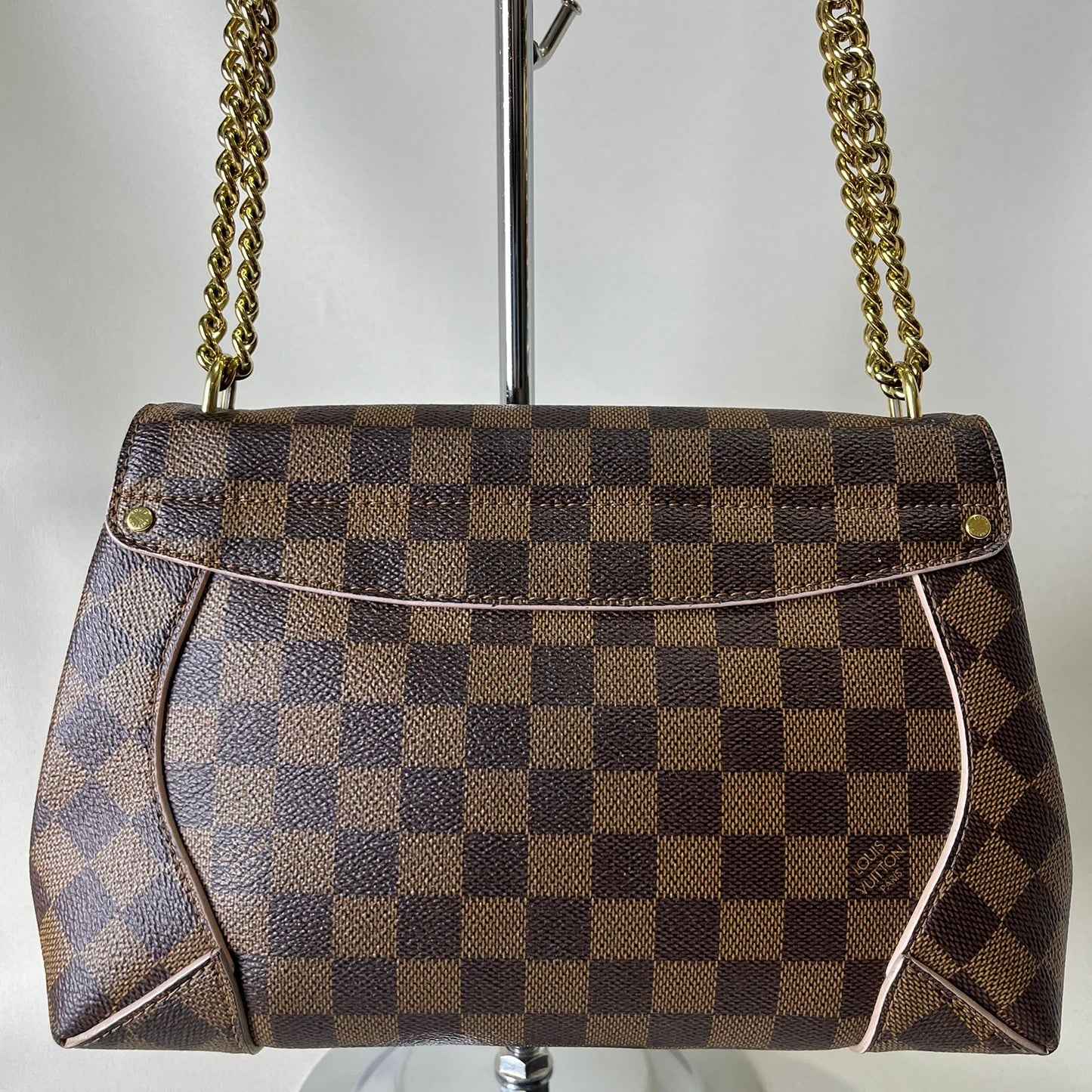 Louis Vuitton	Caissa Clutch Damier Ebene