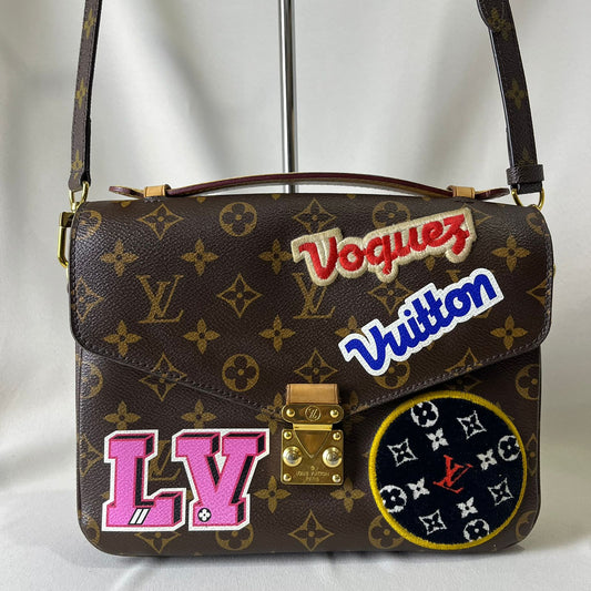 Louis Vuitton	Monogram Patches Pochette Metis