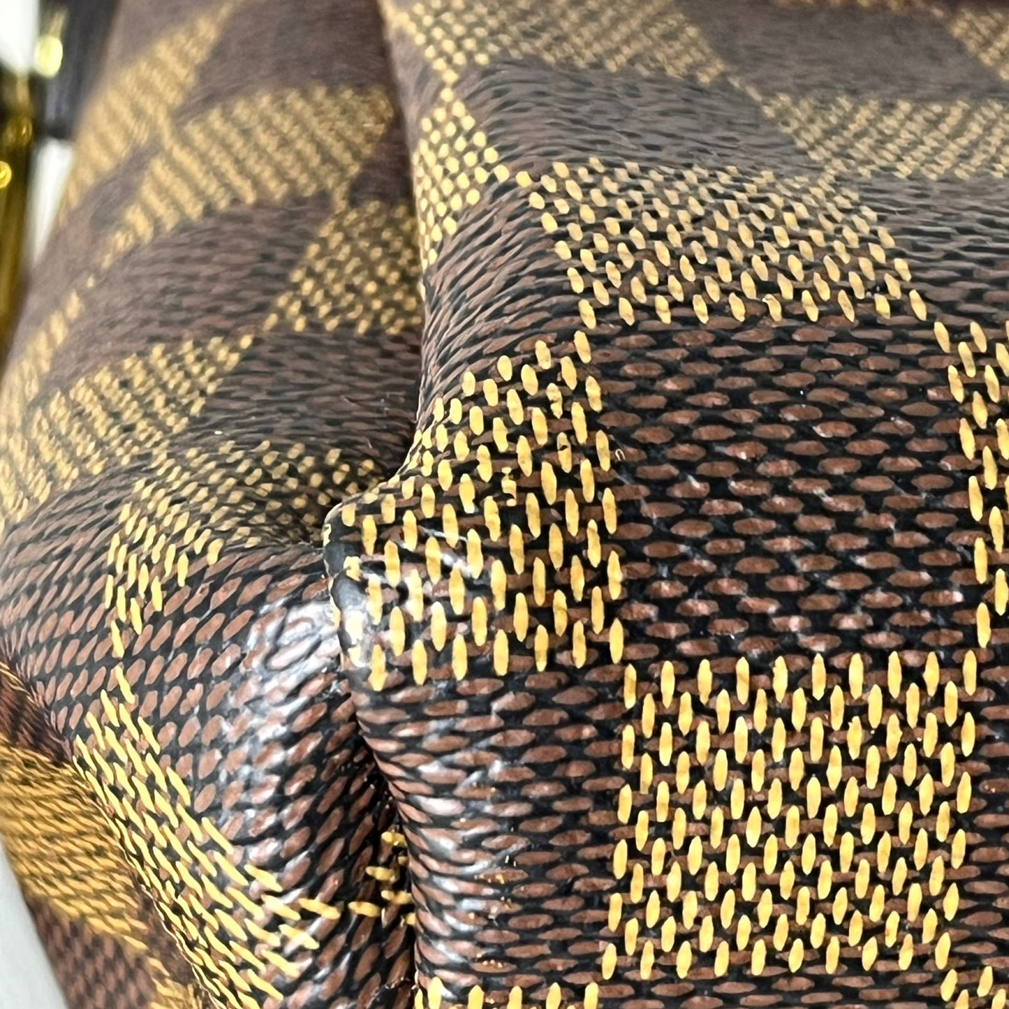 Louis Vuitton	Croisette Damier Ebene