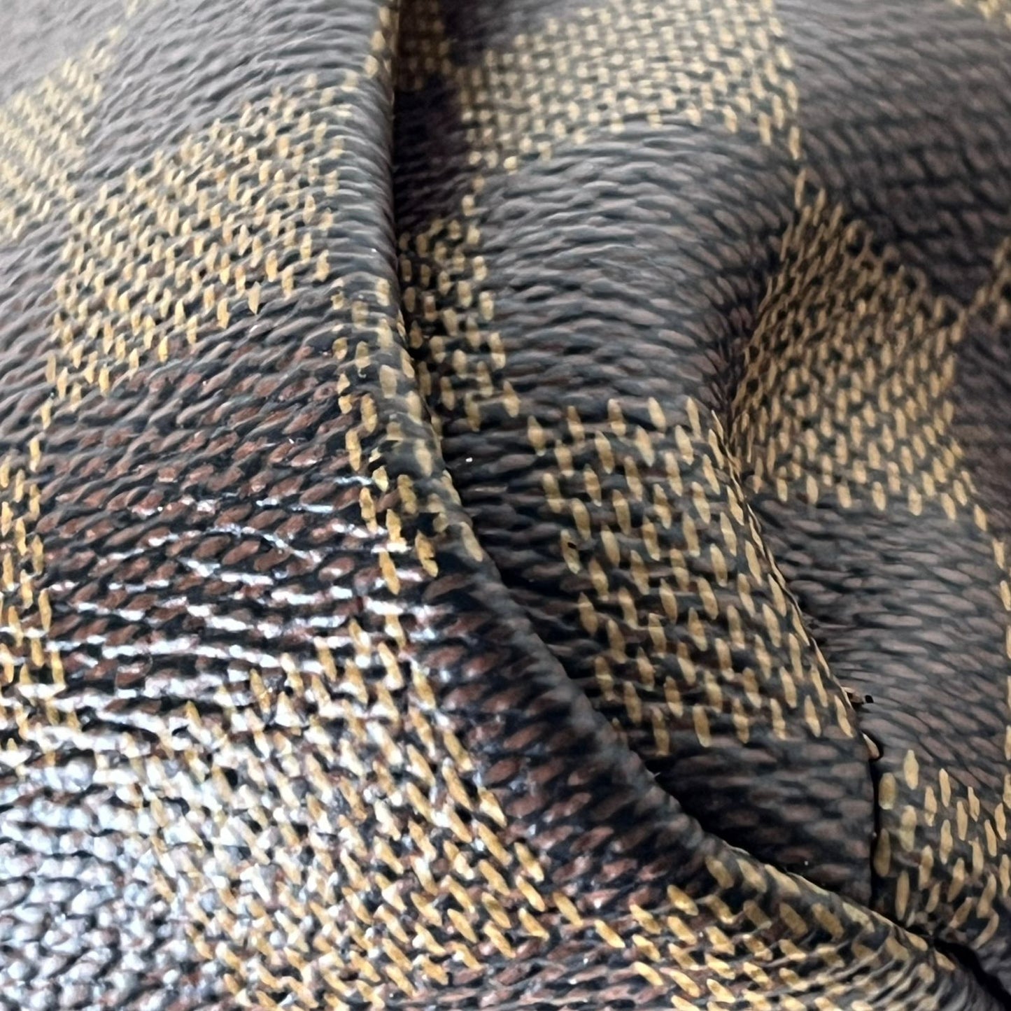 Louis Vuitton	Croisette Damier Ebene