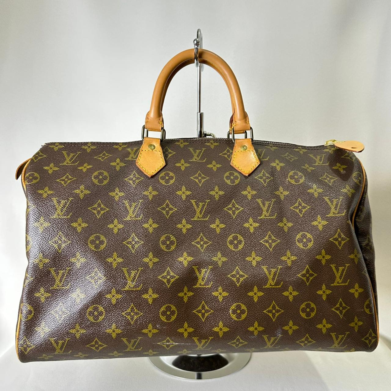 Louis Vuitton Speedy 40 Monogram Canvas