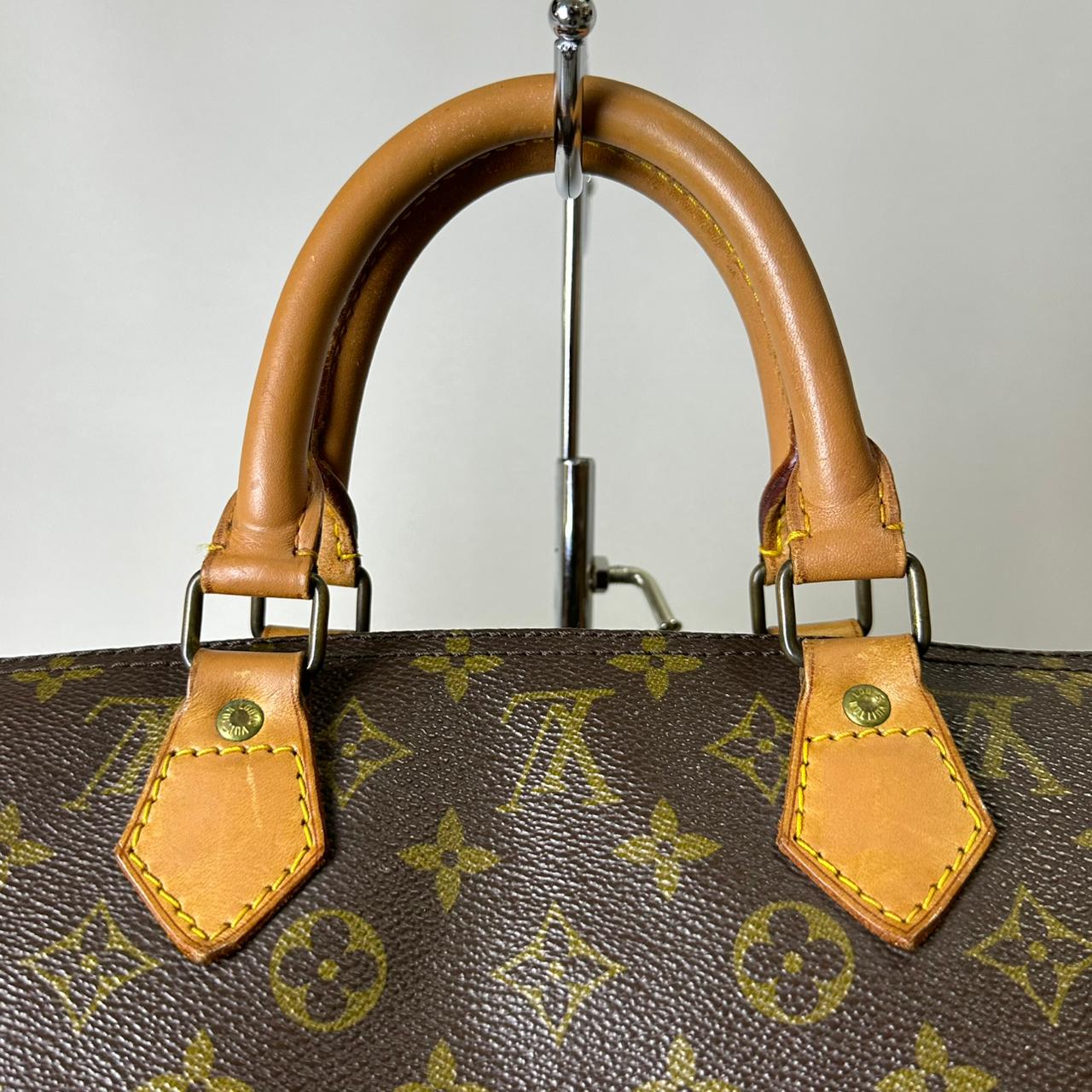 Louis Vuitton Speedy 40 Monogram Canvas