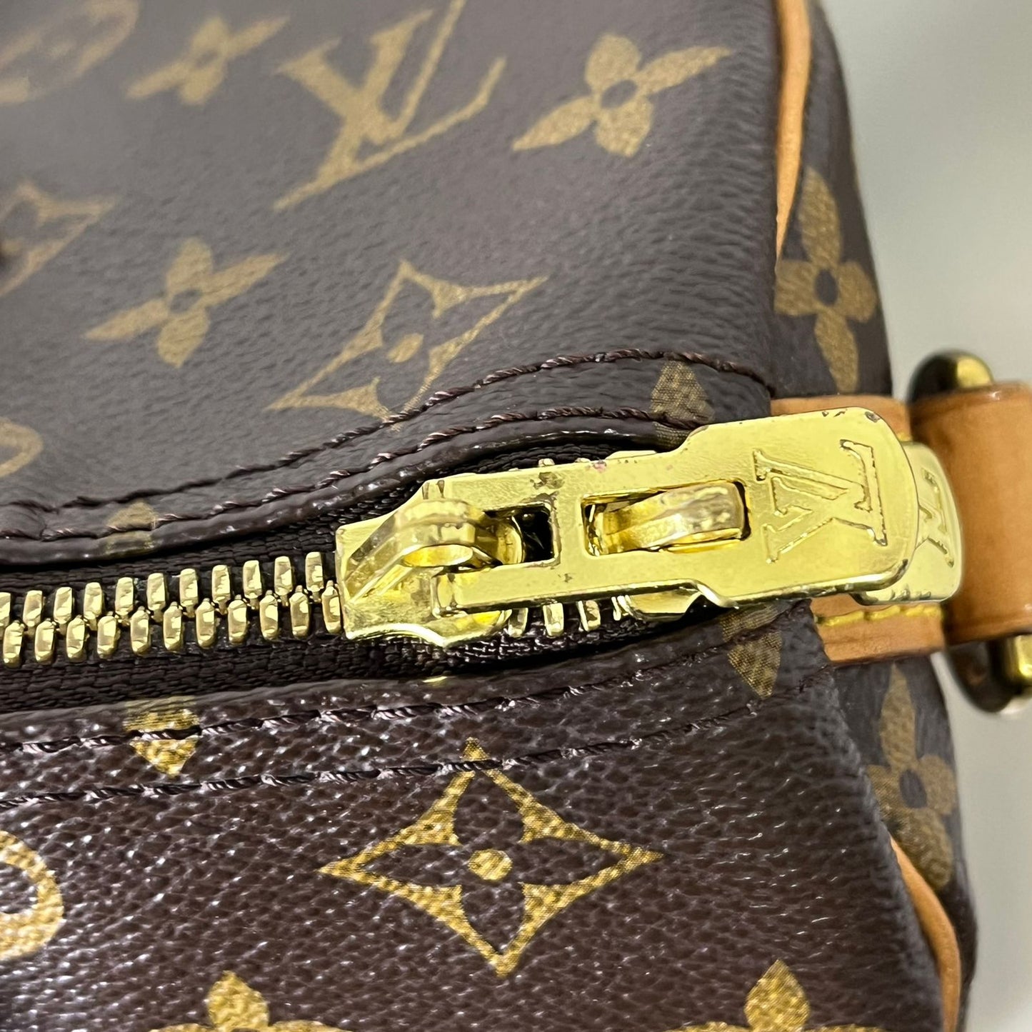 Louis Vuitton	Speedy Bando 30, Monogram Canvas