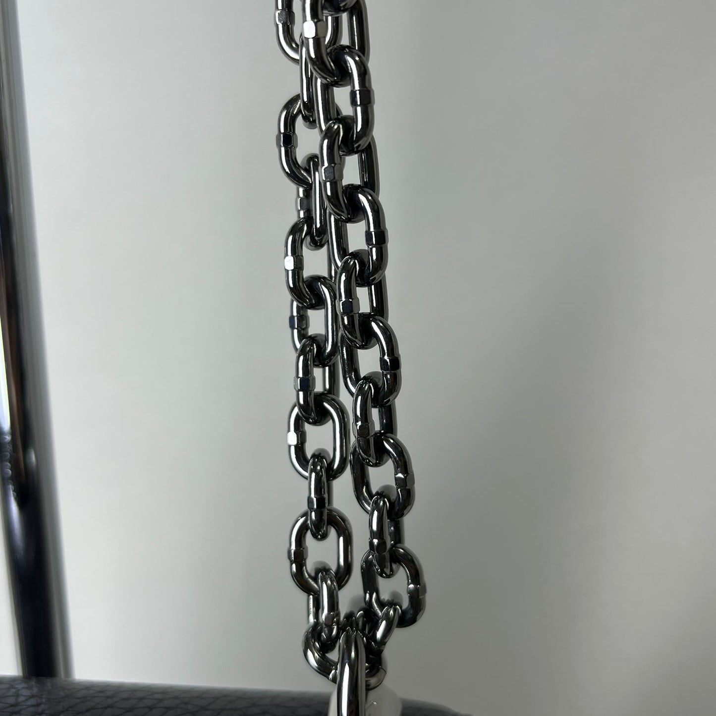 Louis Vuitton	Small Twist Mermaid