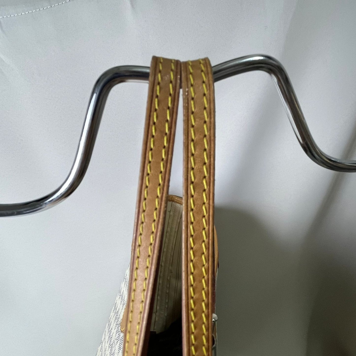 Louis Vuitton	Neverfull Damier Ebene GM, White