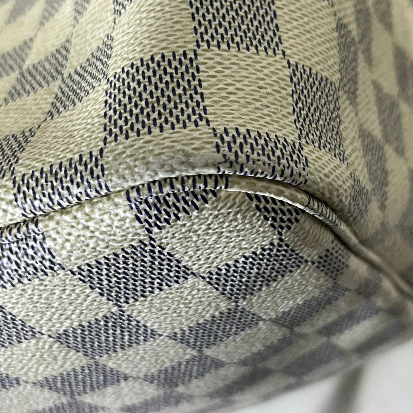 Louis Vuitton	Neverfull Damier Ebene GM, White