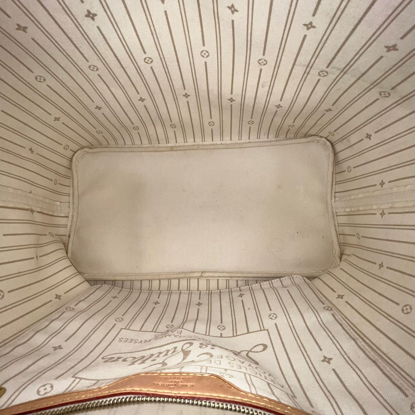 Louis Vuitton	Neverfull Damier Ebene GM, White