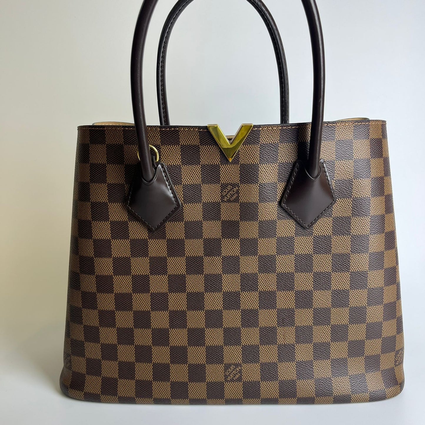 Louis Vuitton	Kensington Damier Ebene