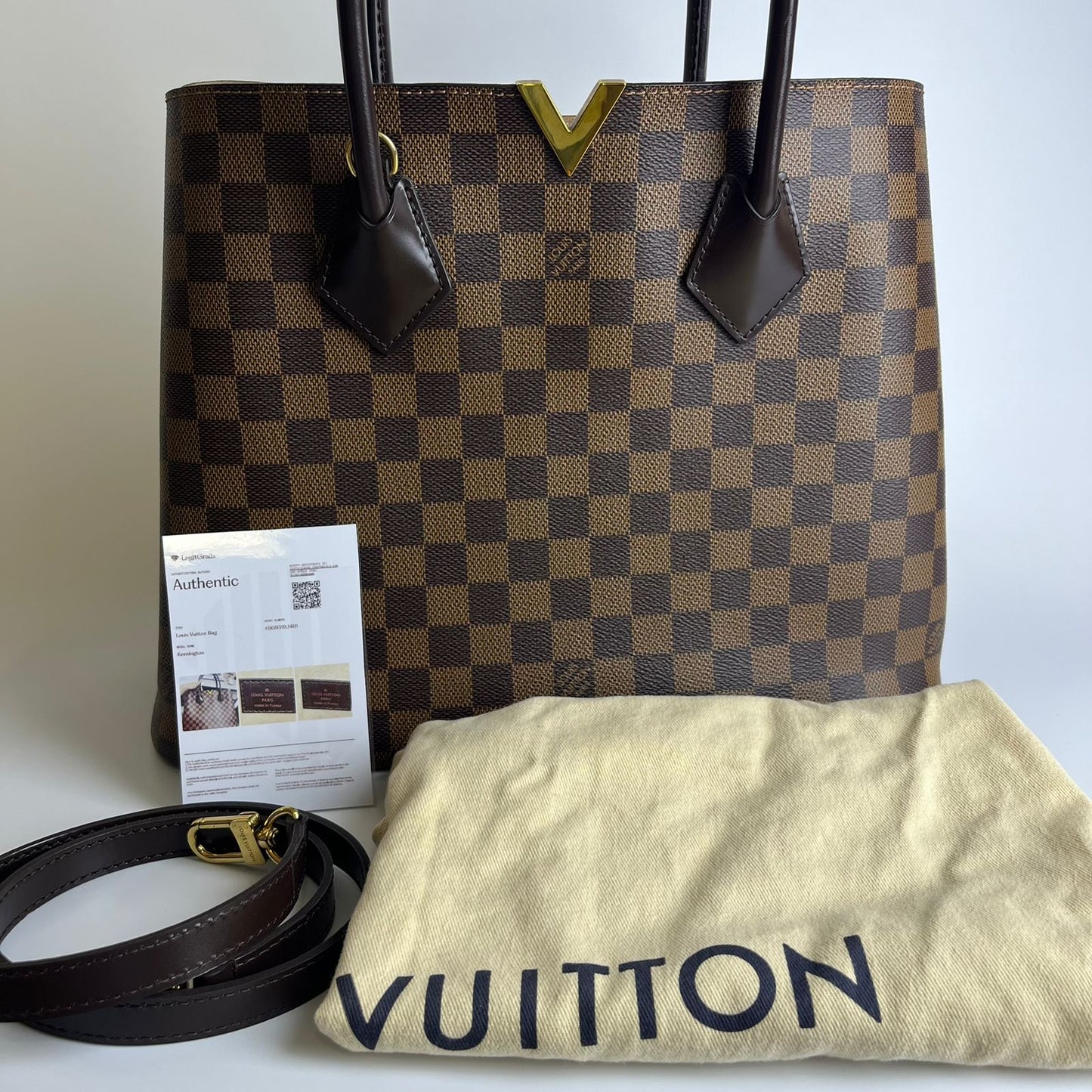 Louis Vuitton	Kensington Damier Ebene