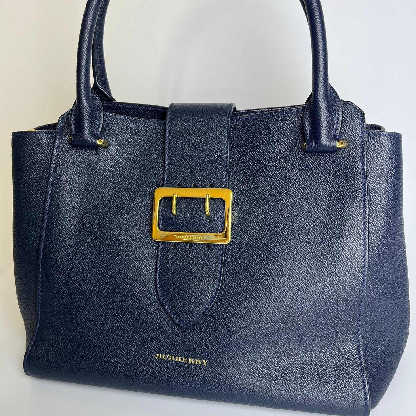 Burberry	Medium Buckle Tote Blue