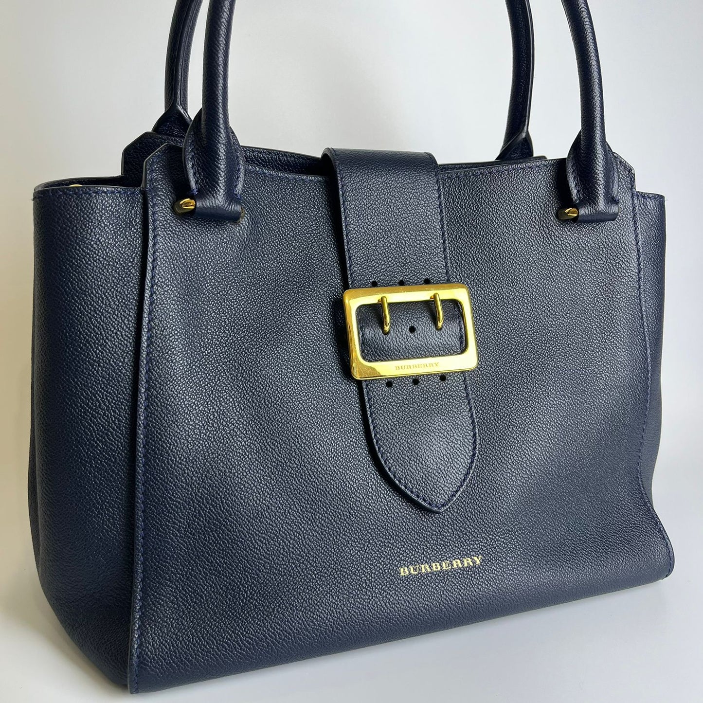 Burberry	Medium Buckle Tote Blue