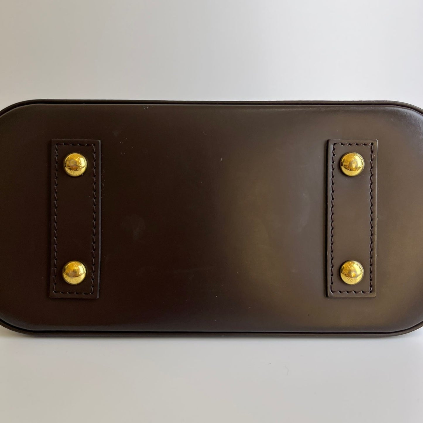 Louis Vuitton	Alma BB Damier Ebene