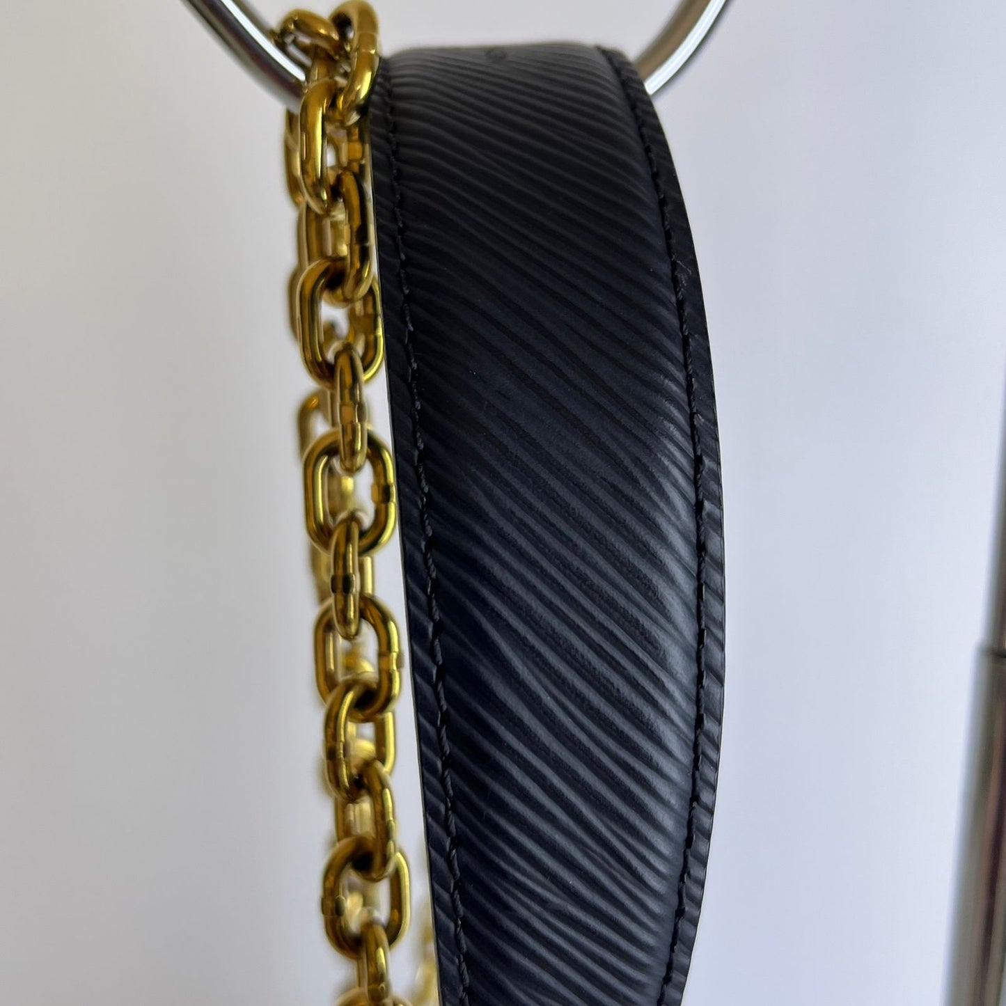 Louis Vuitton Twist MM