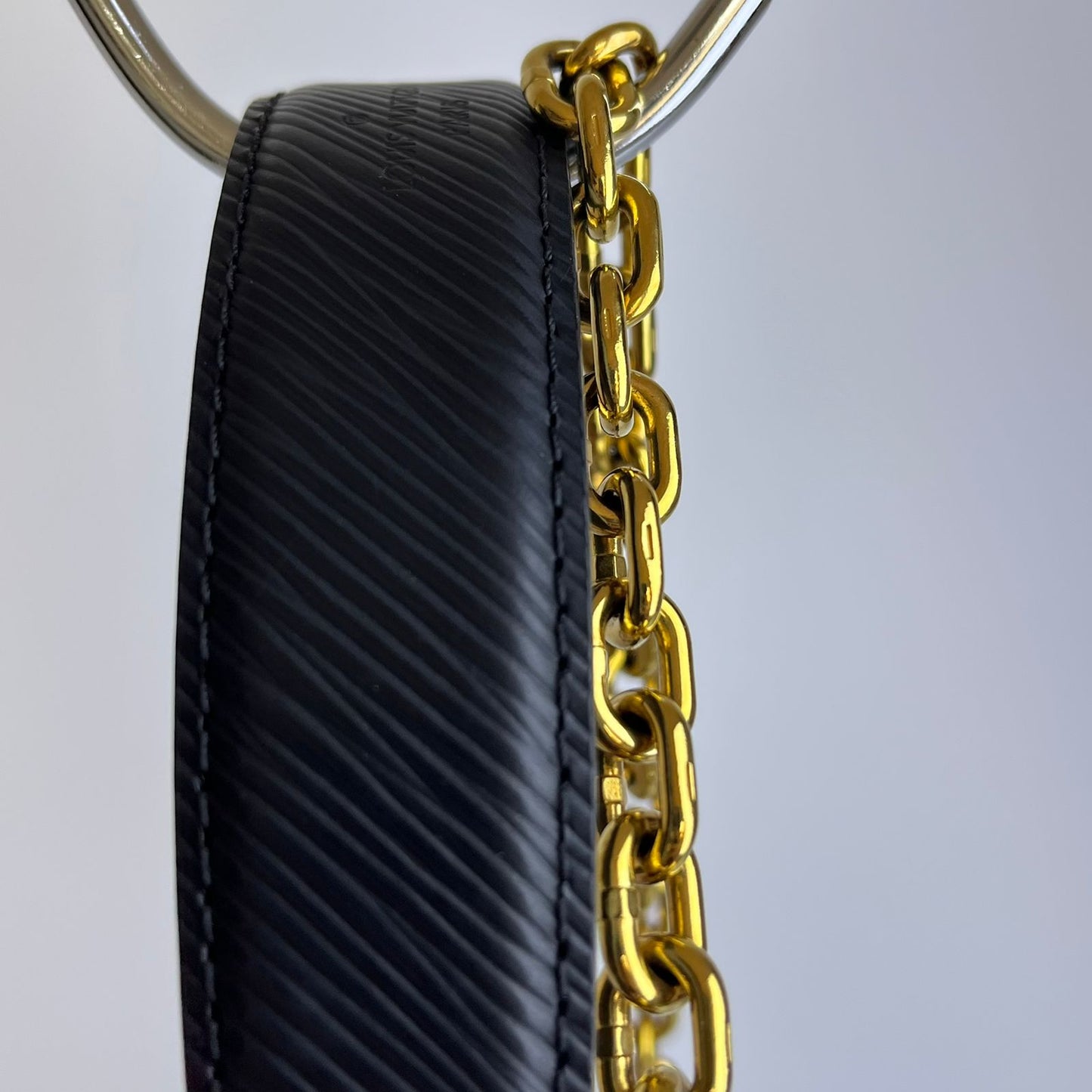 Louis Vuitton Twist MM