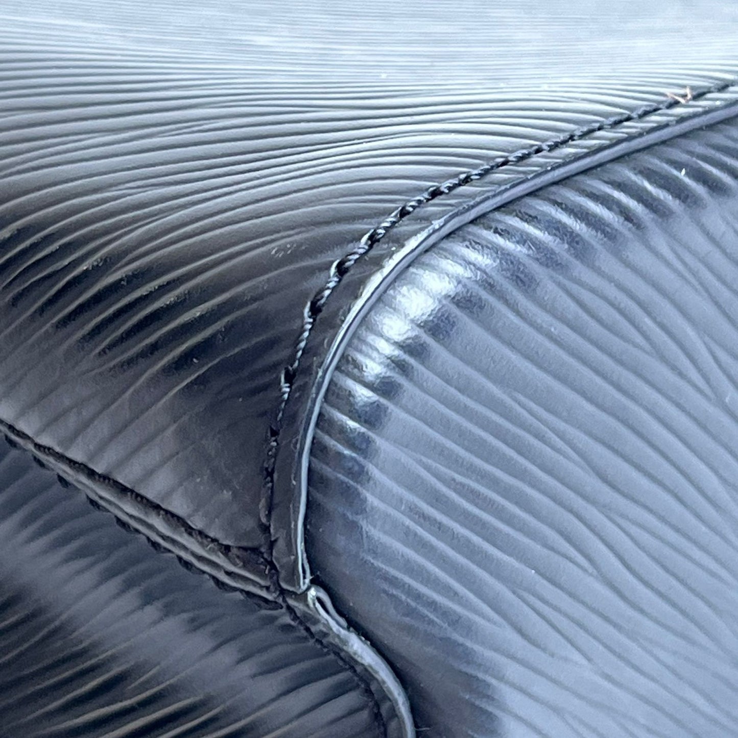 Louis Vuitton Twist MM