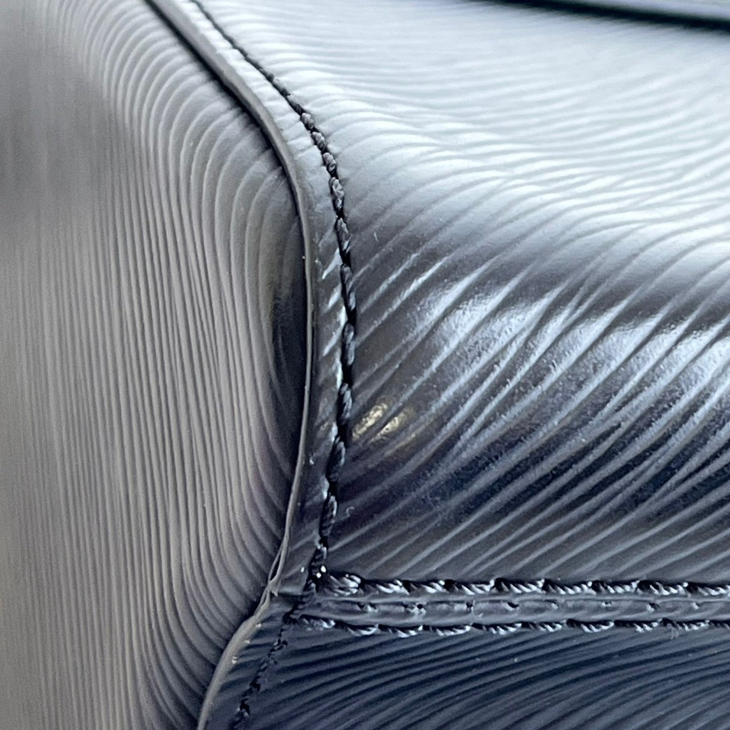 Louis Vuitton Twist MM