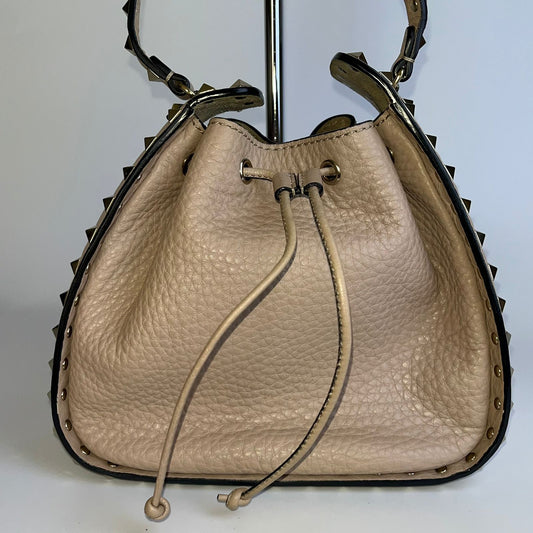 Valentino Rockstud Peach