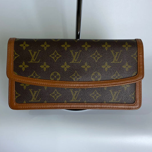 Louis Vuitton	Vintage Clutch Monogram Canvas